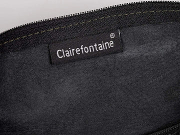 【Clairefontaine｜Leather pencil cases】植鞣小羊皮革拉鍊軟袋_三角形_22x6x6cm